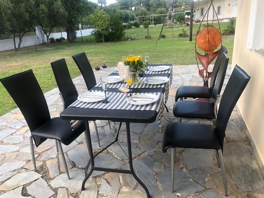 Villa Anastasia! In Strofylia Pine Forest!!! Μανωλάδα Εξωτερικό φωτογραφία